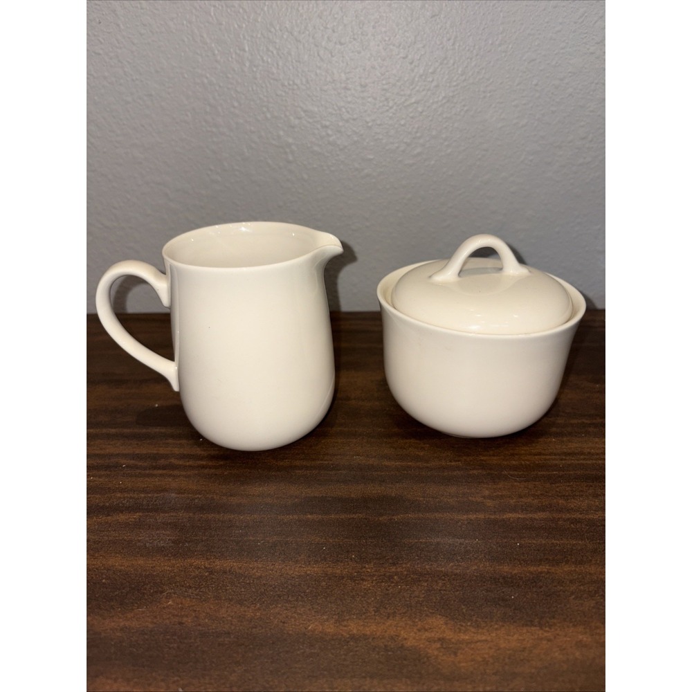 Corning NY Creamer & Sugar Bowl With Lid Winter Sandstone/Beige 81-TY